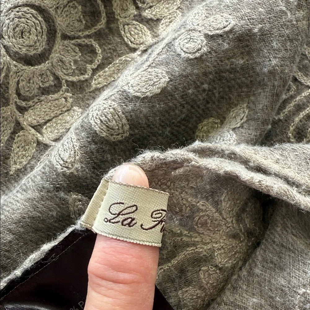 La Fiorentina Beige Floral Scarf